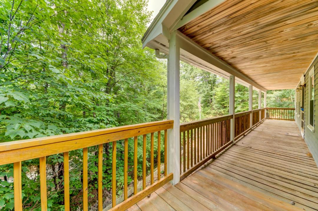 Photo of Patio Balcony in Eidelweiss Village