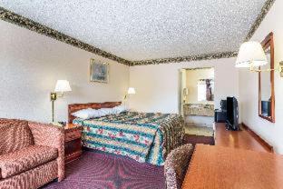 Photo of Bedroom in Ashland