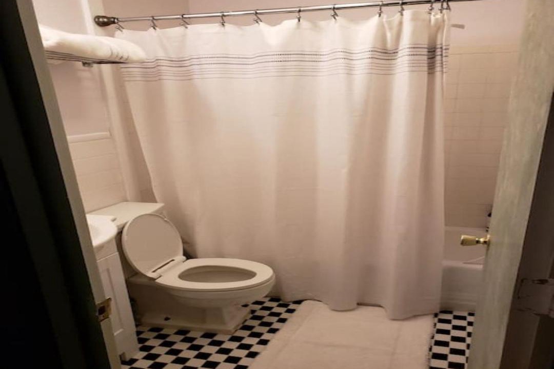 Photo of Bathroom in Albany