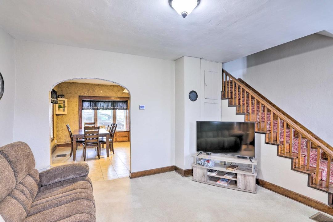 Photo of Livingroom in Millersburg