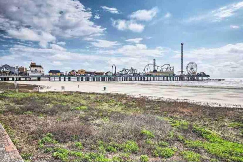 Photo of Others in Galveston