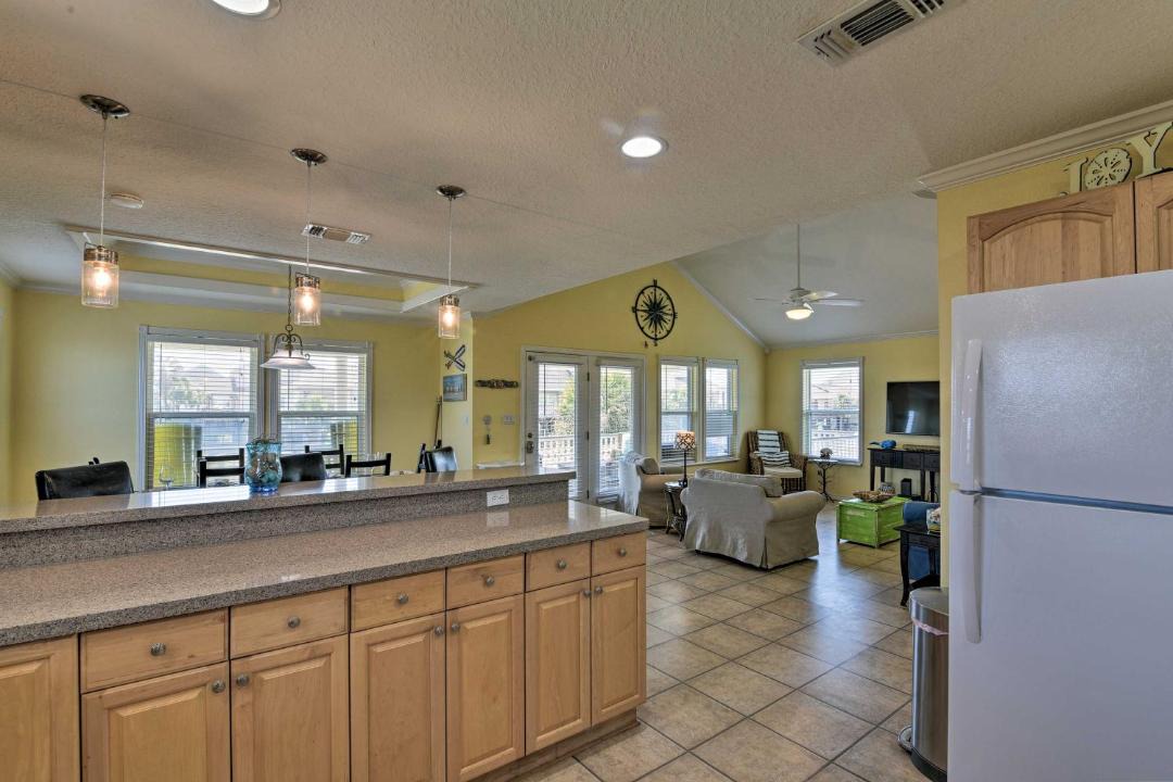 Photo of Kitchen in Pirates Beach