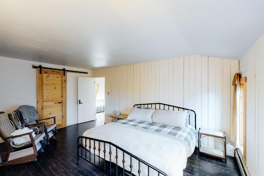 Photo of Bedroom in North Troy