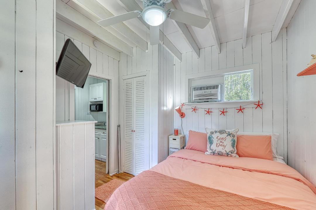 Photo of Bedroom in Ocean Bay Park