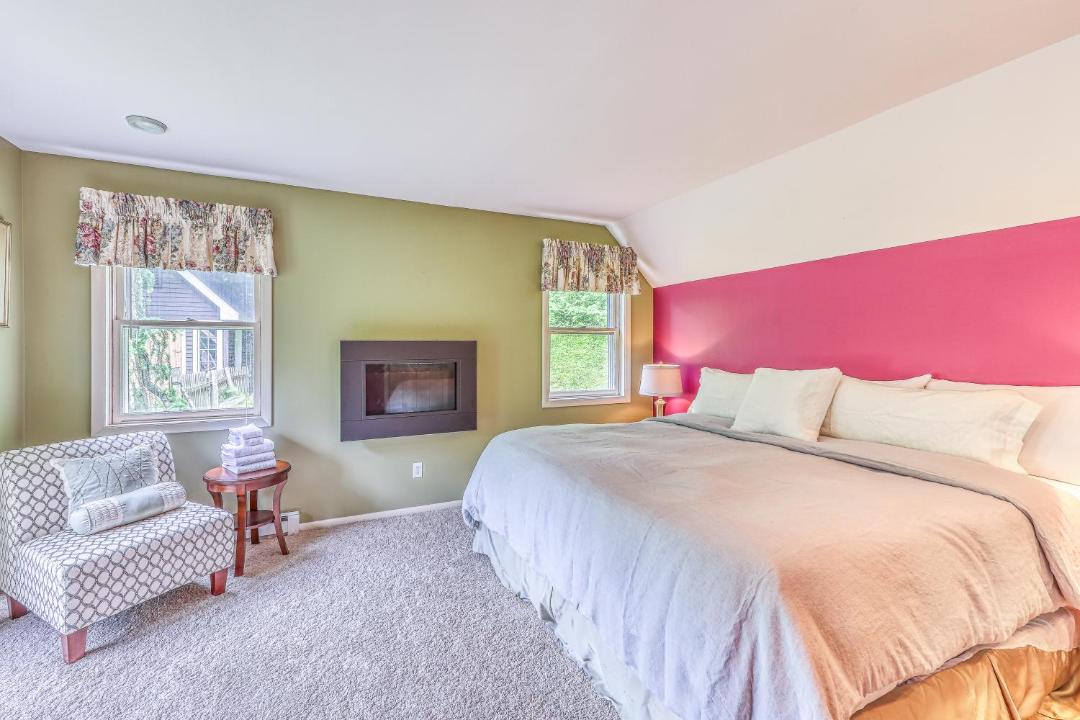 Photo of Bedroom in Warren