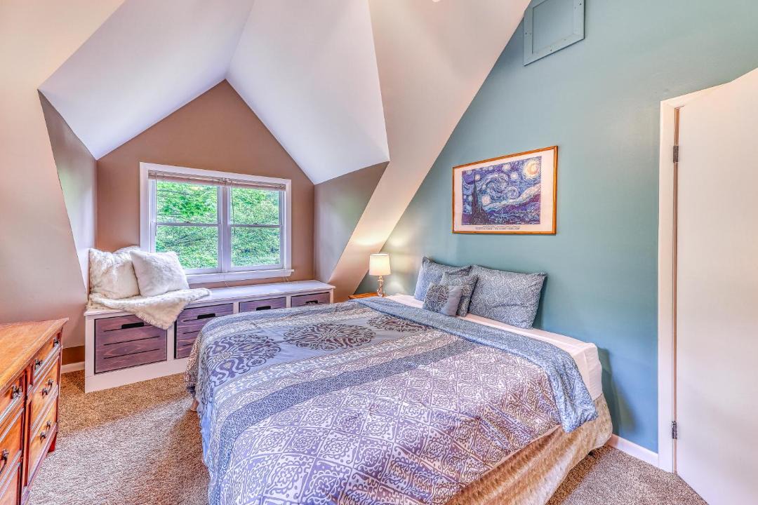 Photo of Bedroom in Warren