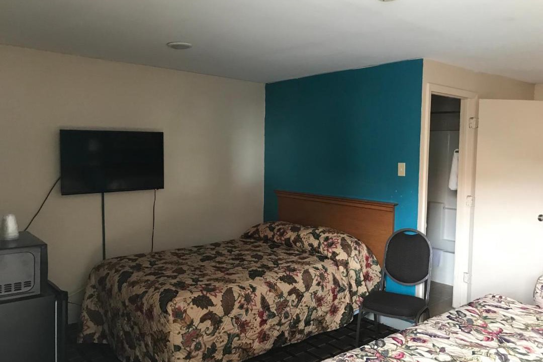 Photo of Bedroom in Tonawanda