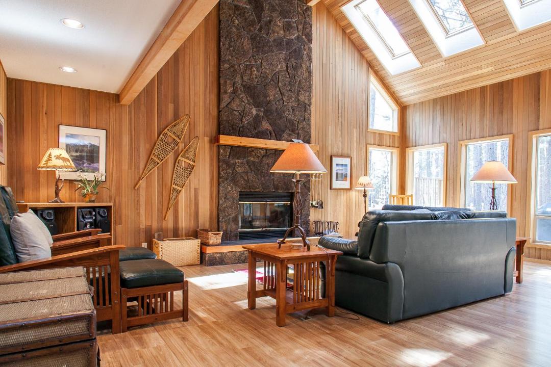 Photo of Livingroom in Black Butte Ranch