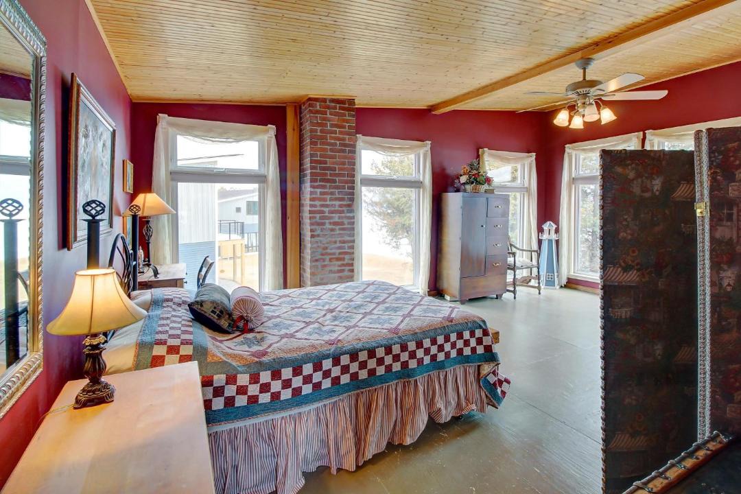 Photo of Bedroom in South Hero