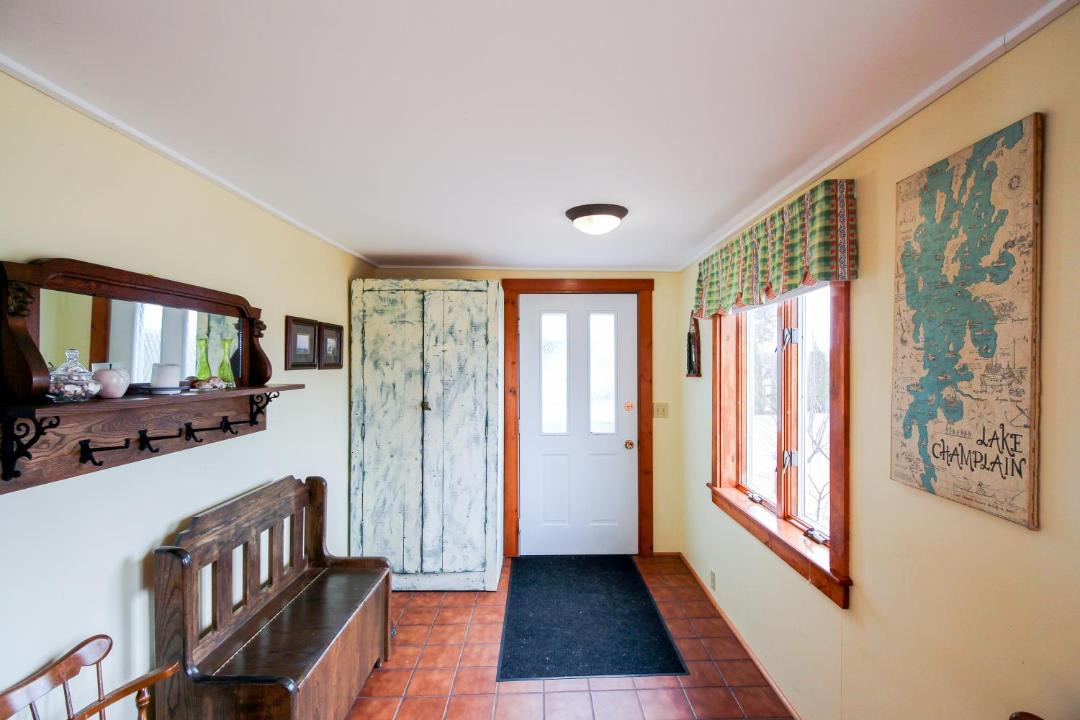 Photo of Livingroom in South Hero