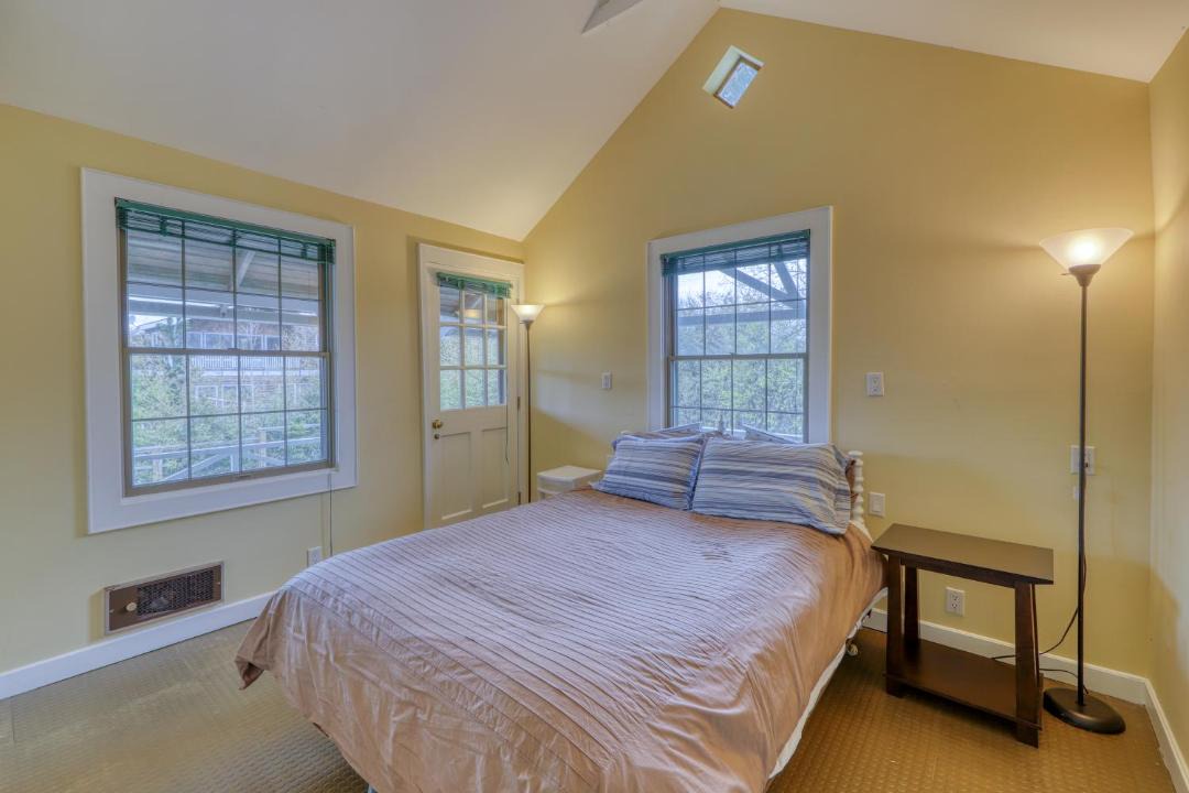 Photo of Bedroom in Ocean Beach