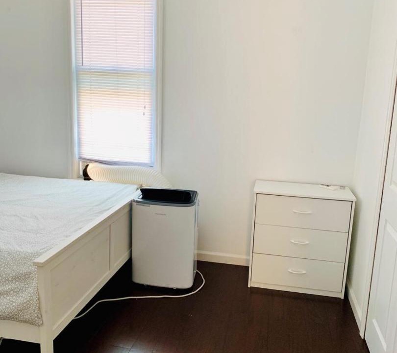 Photo of Bedroom in Bath Beach