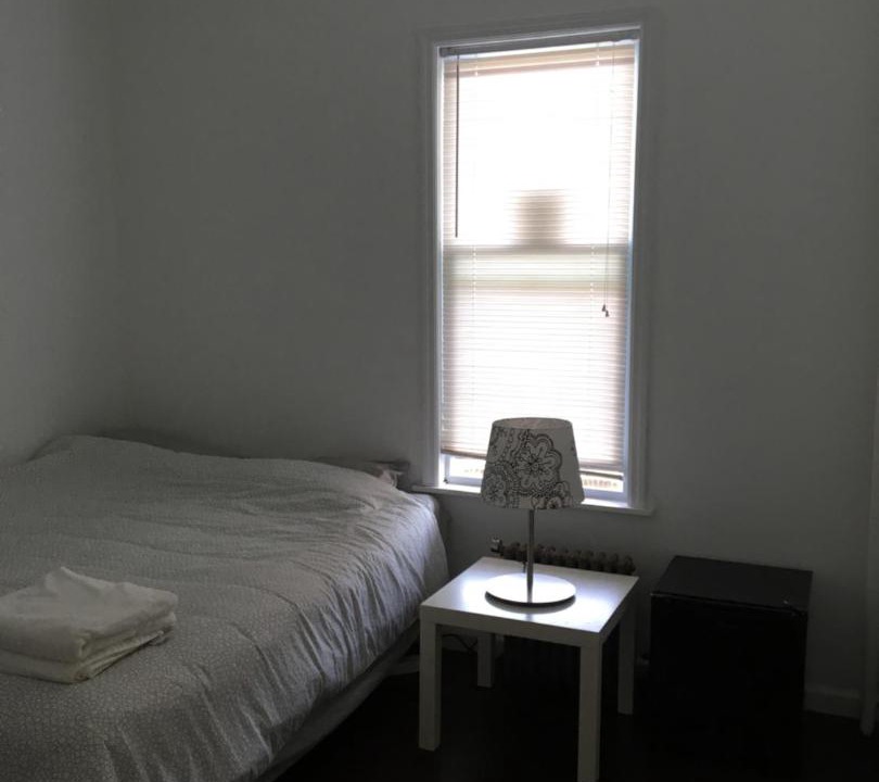 Photo of Bedroom in Bath Beach