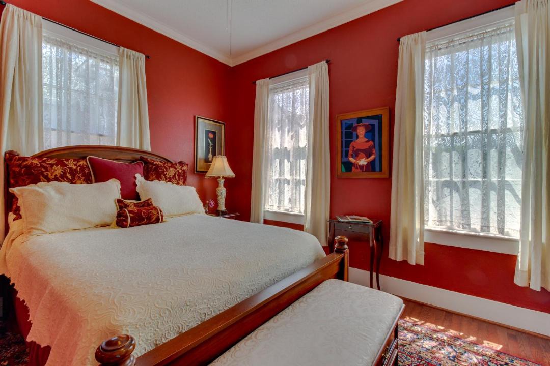 Photo of Bedroom in Galveston