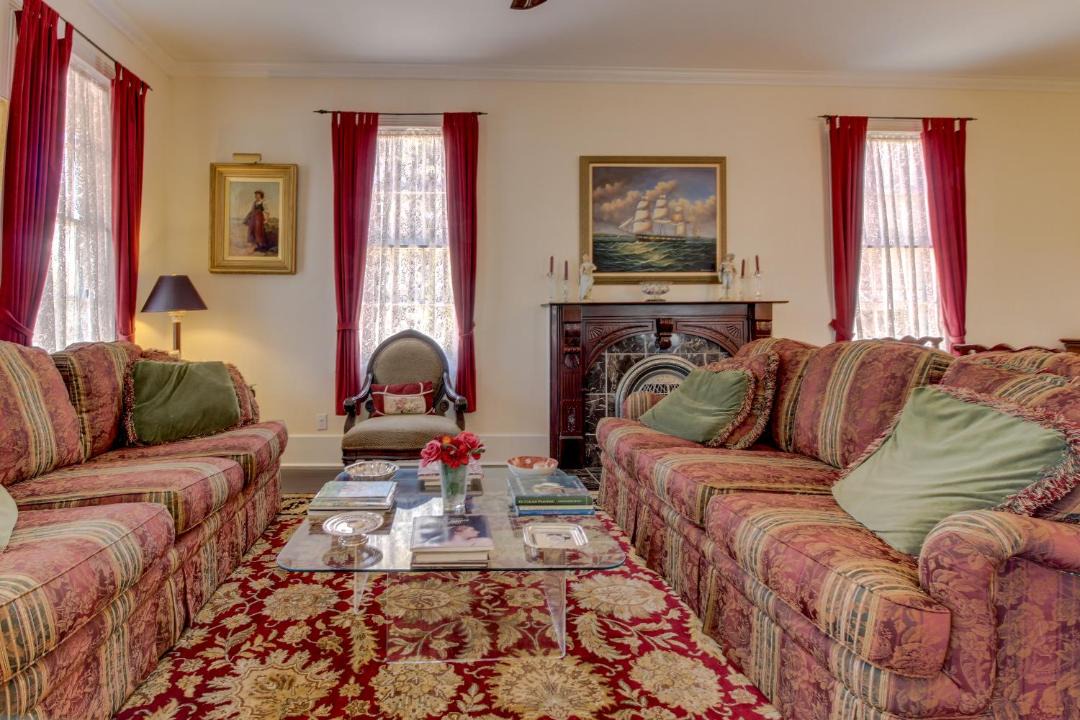 Photo of Livingroom in Galveston