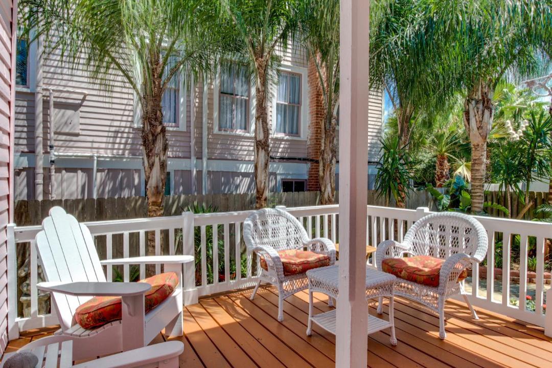 Photo of Patio Balcony in Galveston