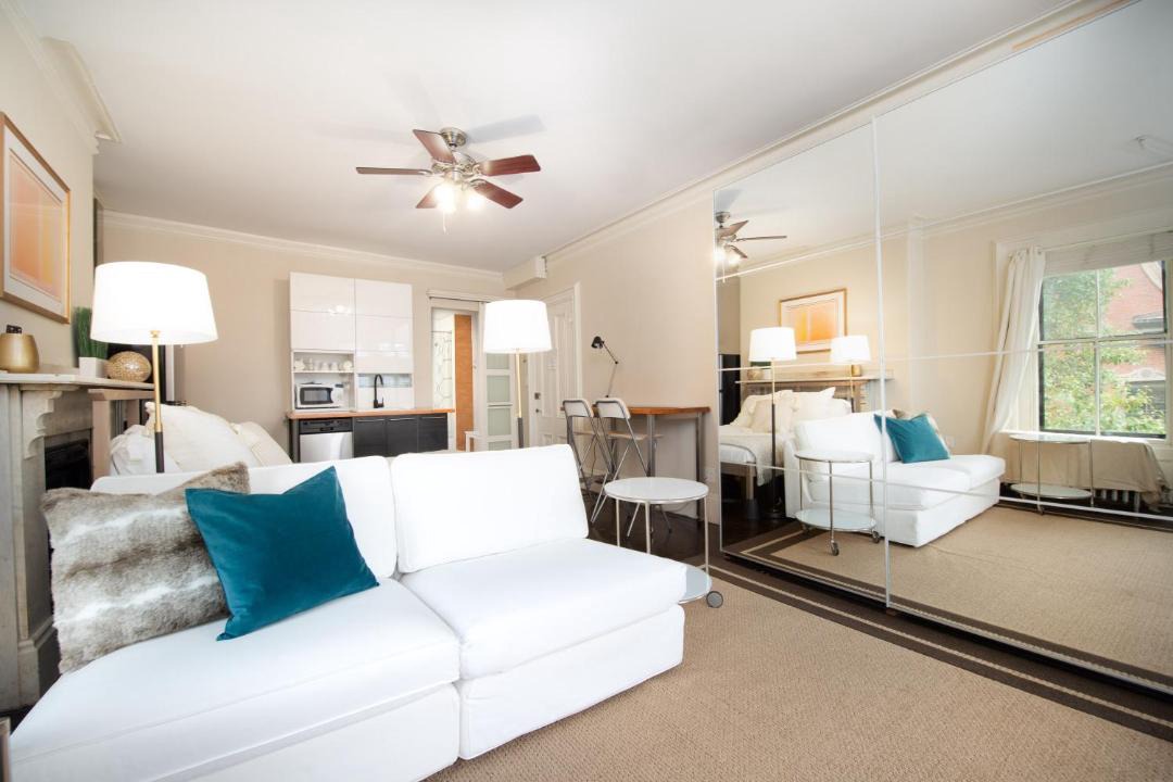 Photo of Livingroom in Shawmut