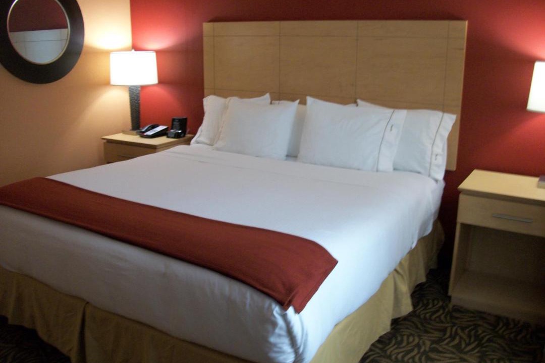 Photo of Bedroom in Cortland