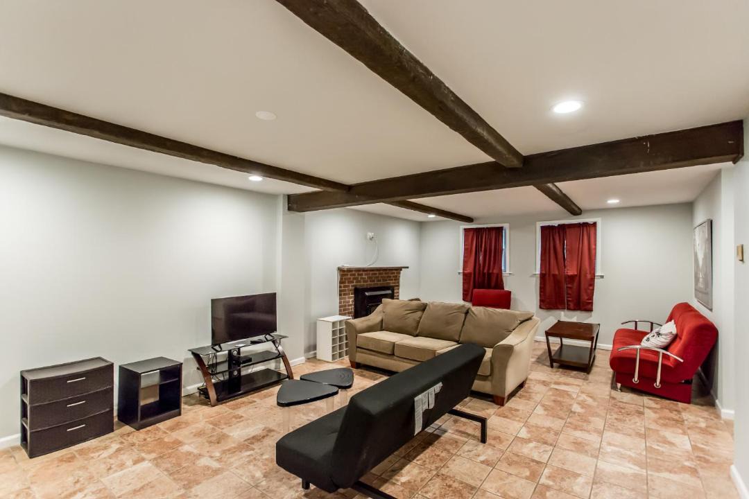 Photo of Livingroom in Leesburg