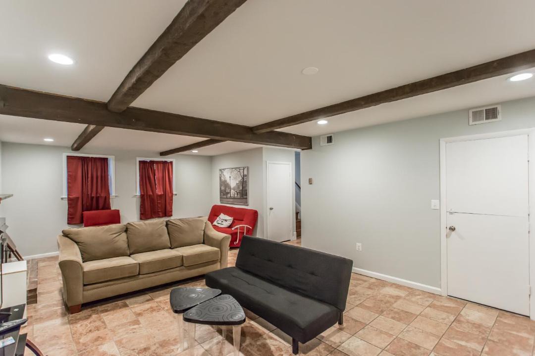 Photo of Livingroom in Leesburg
