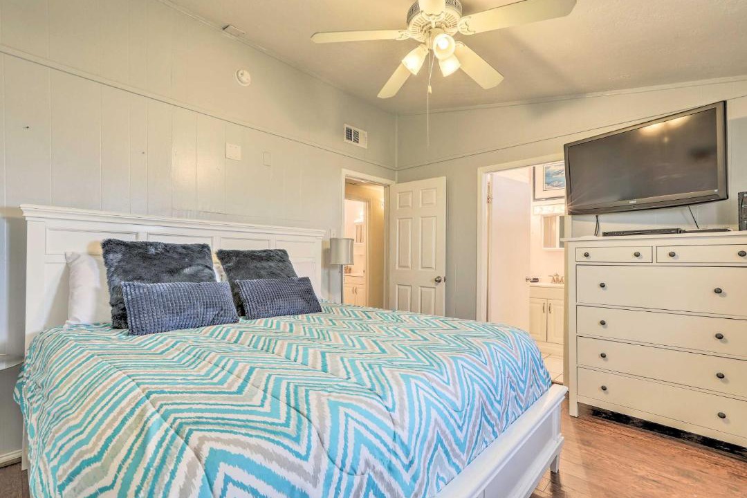 Photo of Bedroom in Terramar Beach