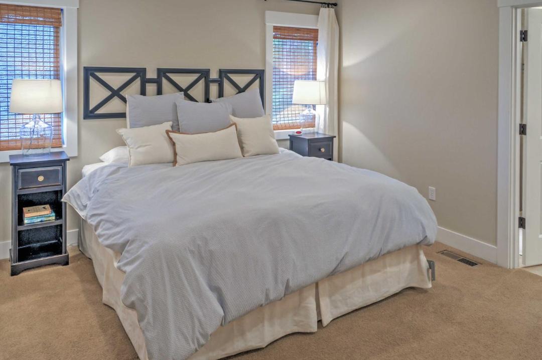 Photo of Bedroom in Wapato Point