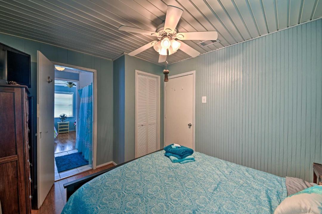 Photo of Bedroom in Gulf Palms