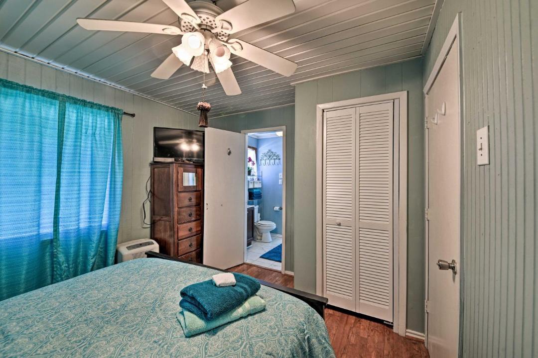 Photo of Bedroom in Gulf Palms