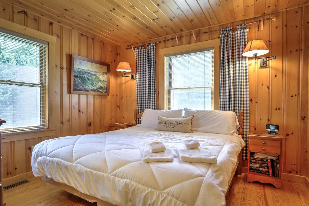 Photo of Bedroom in Rangeley Plantation