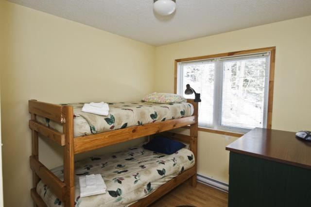 Photo of Bedroom in Oquossoc