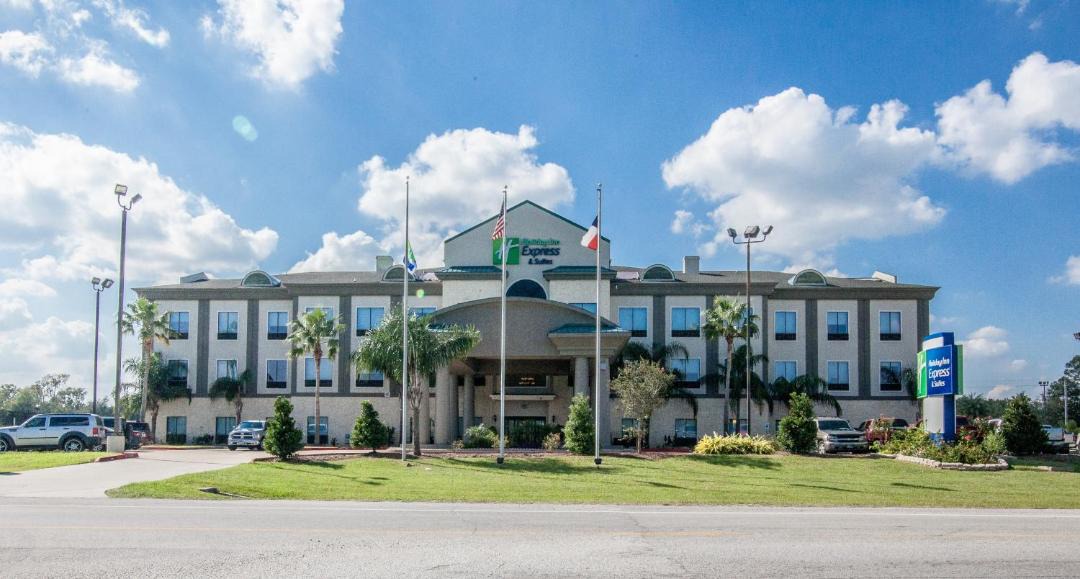 Photo of Others in Alvin