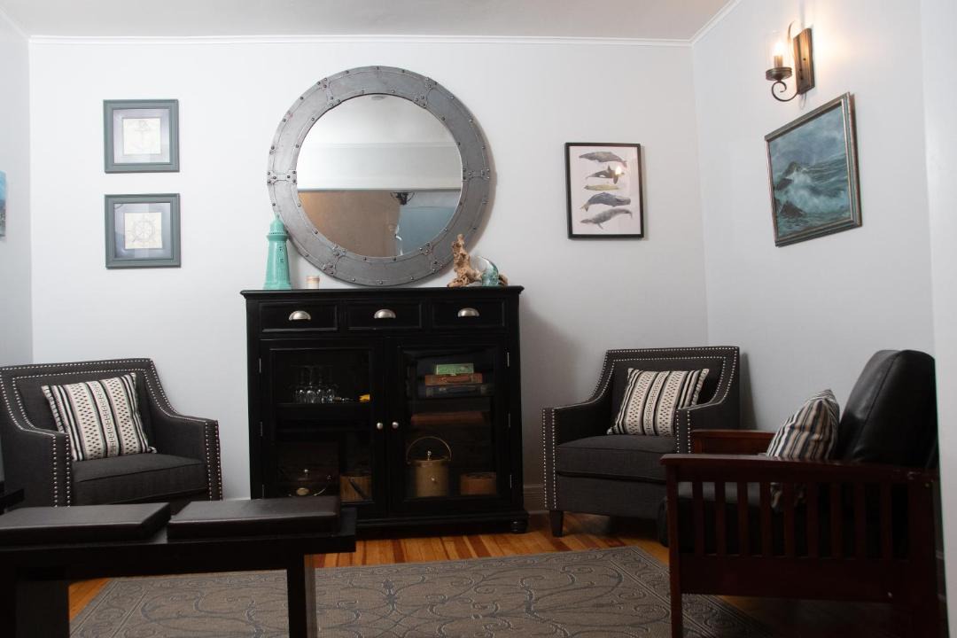 Photo of Livingroom in Bay Shore