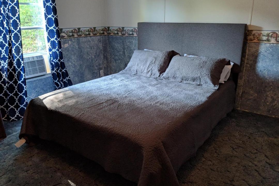 Photo of Bedroom in Haysi