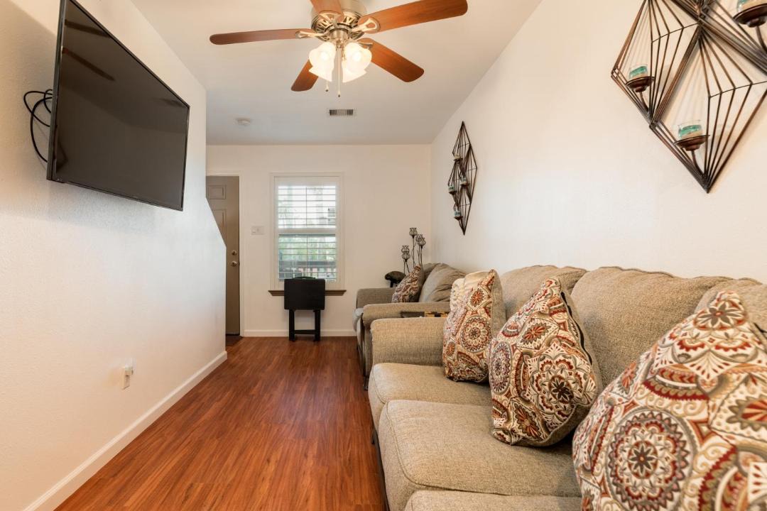 Photo of Livingroom in Galveston