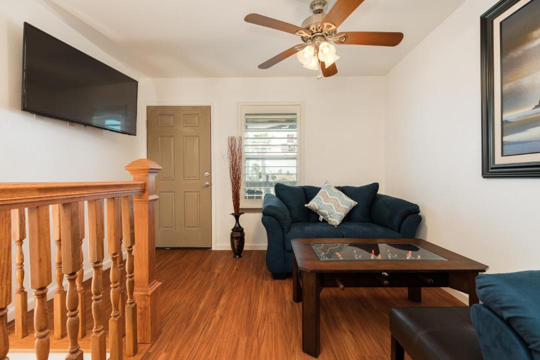 Photo of Livingroom in Galveston