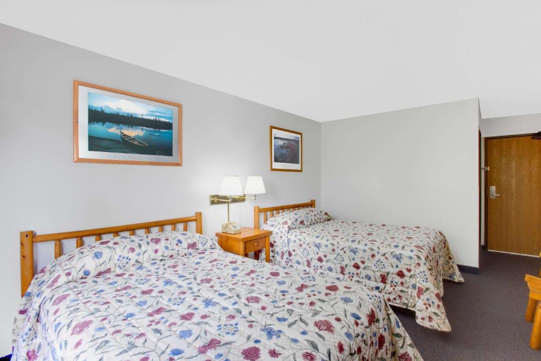Photo of Bedroom in Lake George