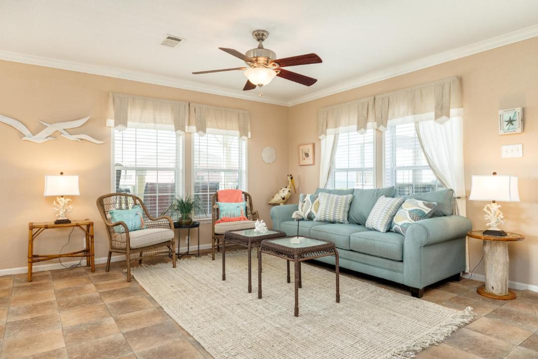 Photo of Livingroom in Crystal Beach