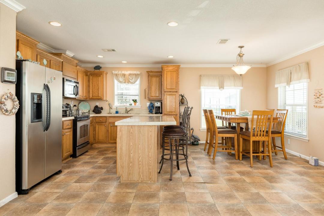 Photo of Livingroom in Crystal Beach