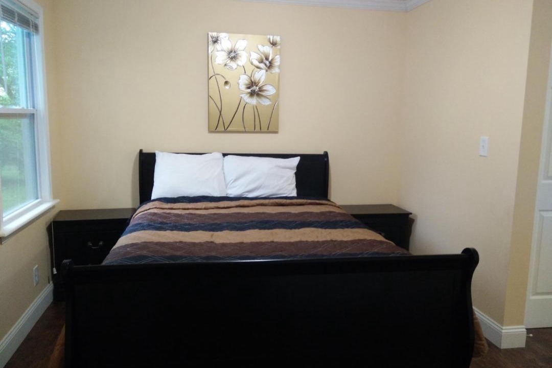 Photo of Bedroom in Niagara Falls