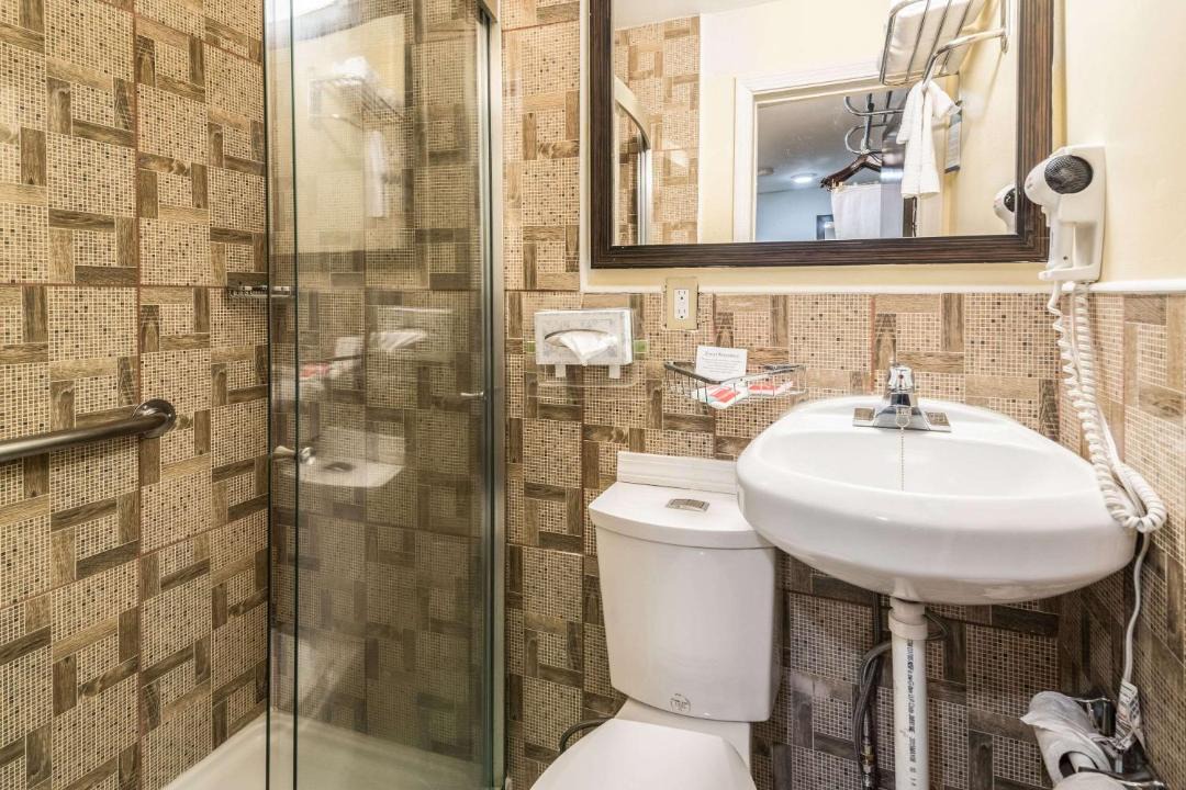 Photo of Bathroom in East Haven  Rutland County