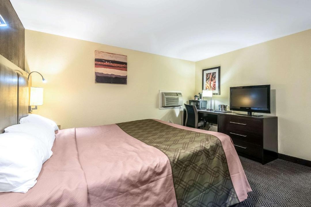 Photo of Bedroom in East Haven  Rutland County