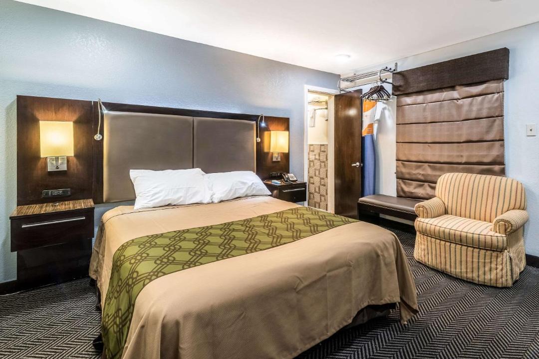 Photo of Bedroom in East Haven  Rutland County