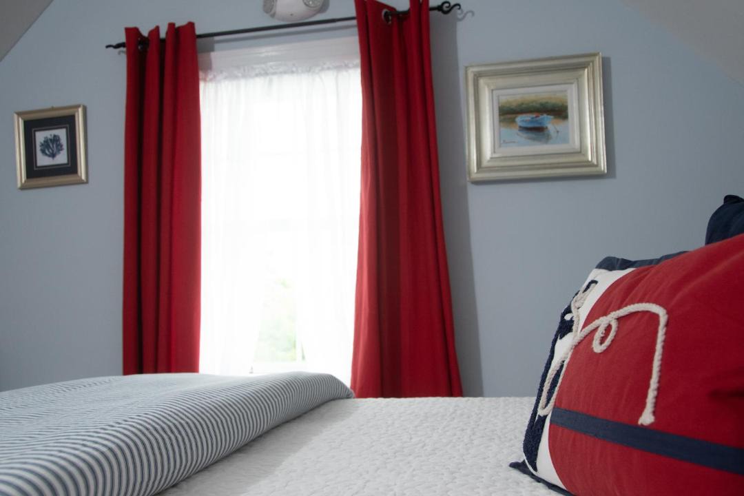 Photo of Bedroom in Bay Shore