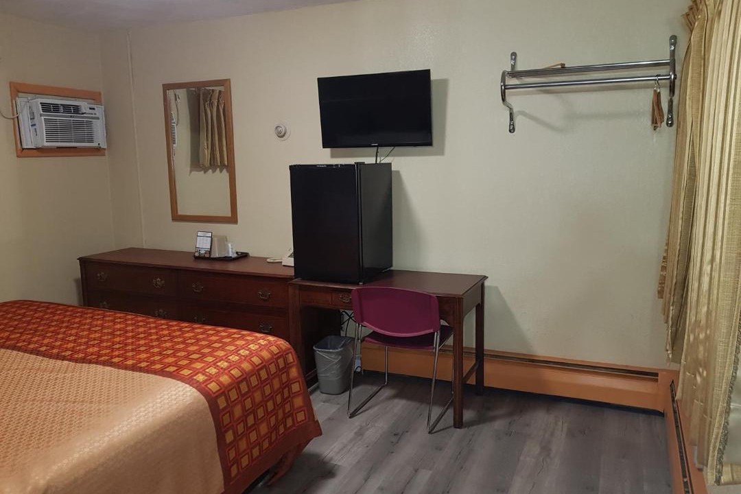 Photo of Bedroom in Utica