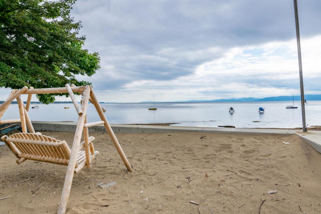 Photo of Others in Malletts Bay