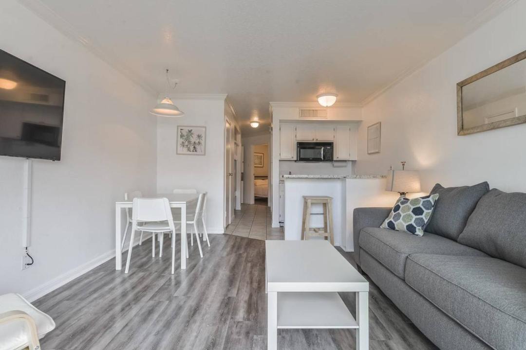 Photo of Livingroom in Galveston