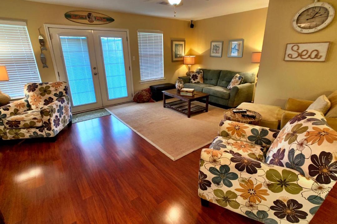 Photo of Livingroom in Crystal Beach