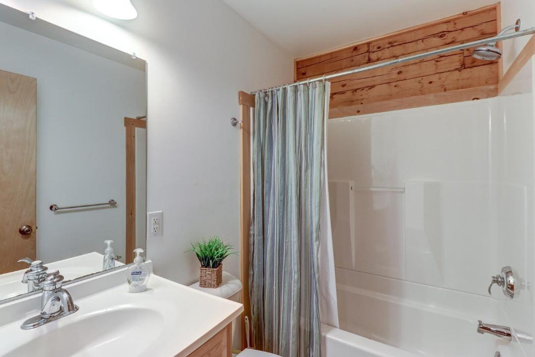 Photo of Bathroom in Schroon Lake