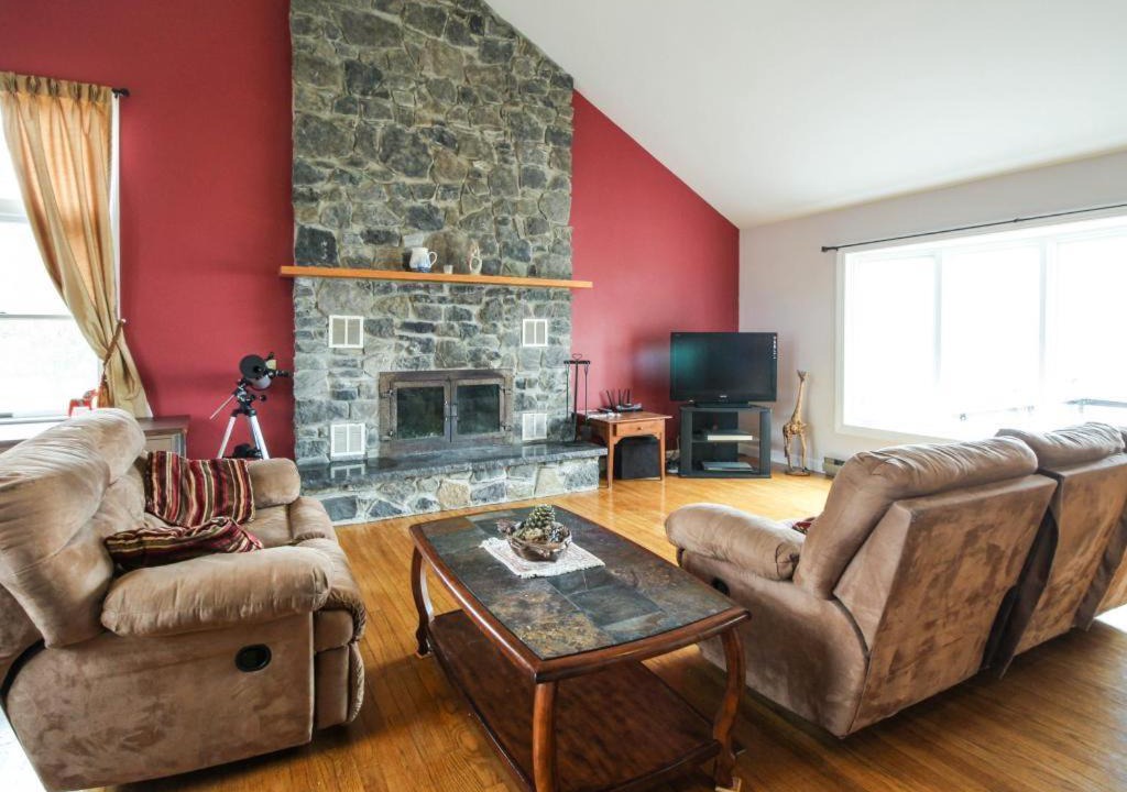 Photo of Livingroom in North Hero