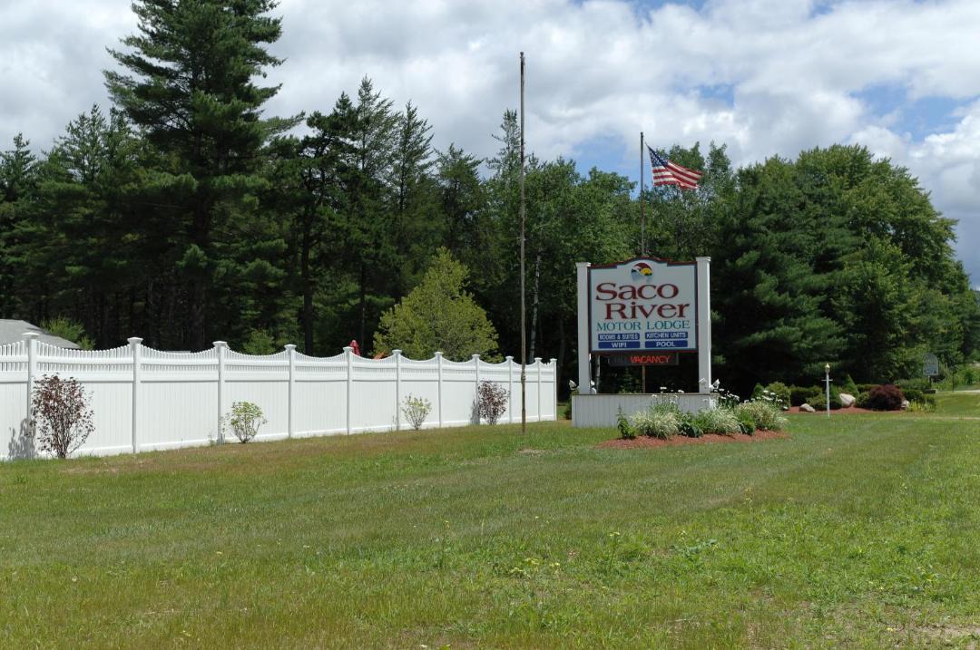 Photo of Others in Center Conway